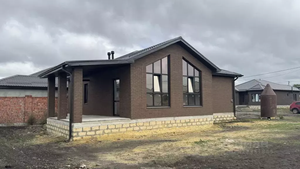 Дом в Ставропольский край, Михайловск Шпаковский район, ул. Бориса ... - Фото 1