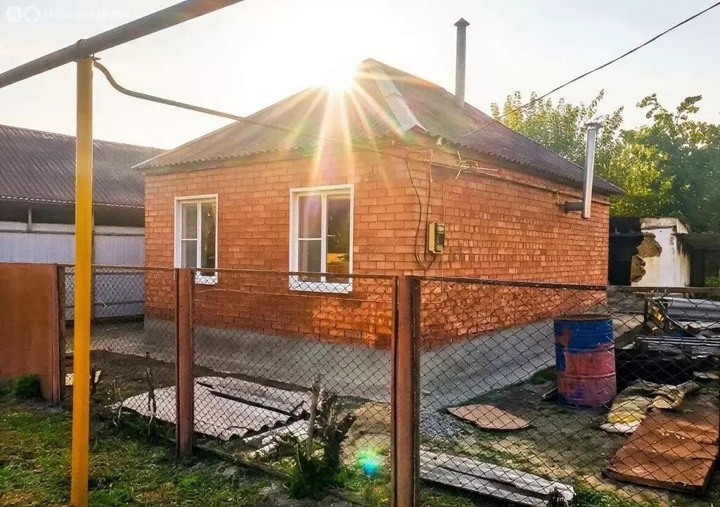 Дом в село Коноково, улица Карла Маркса (32.6 м) - Фото 1