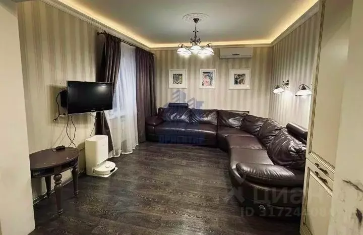3-к кв. Чувашия, Чебоксары Базарная ул., 10 (115.8 м) - Фото 0