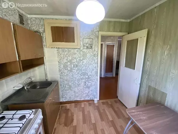 1-комнатная квартира: Калининград, улица Репина, 50 (31.4 м) - Фото 0