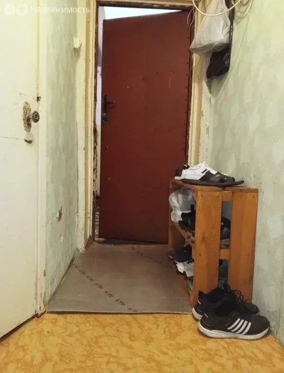 2-комнатная квартира: Загорянский, улица Димитрова, 57 (36.1 м) - Фото 0