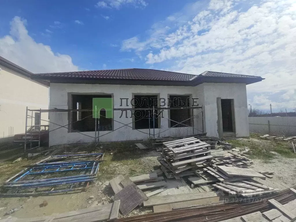 Дом в Краснодарский край, Новороссийск ул. Ладная, 14 (136 м) - Фото 1