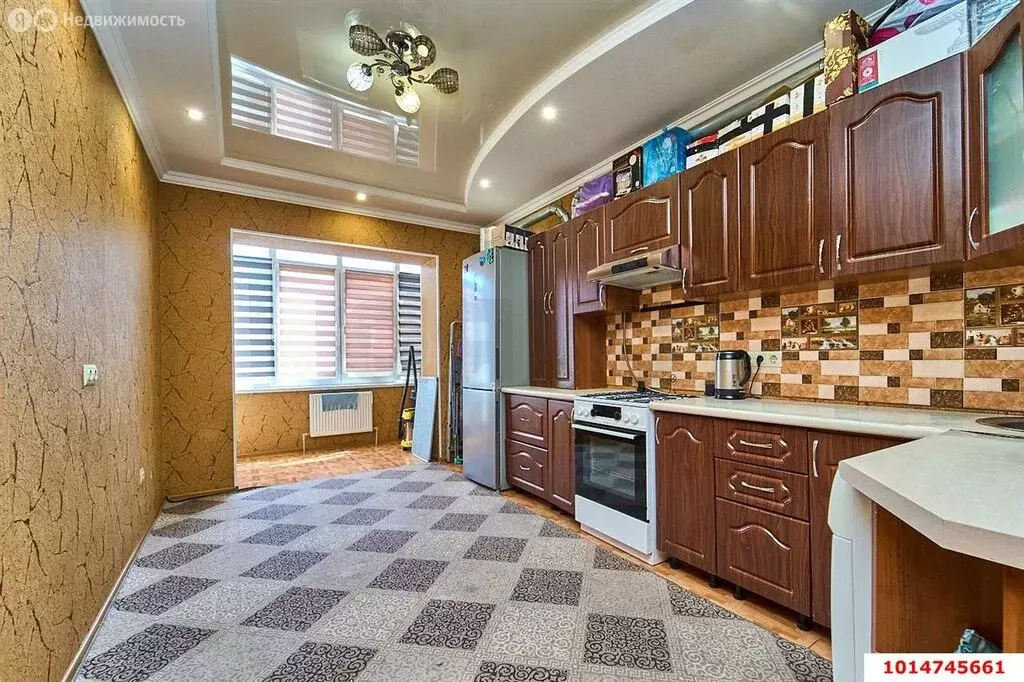 2-комнатная квартира: Краснодар, улица Шевцова, 5 (70 м) - Фото 1