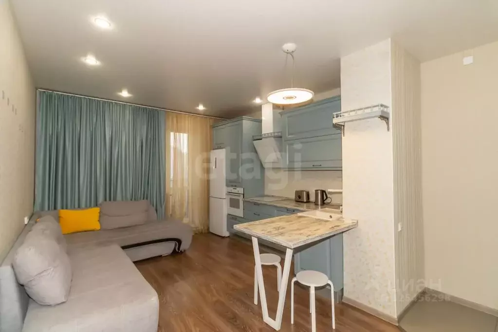 1-к кв. Челябинская область, Челябинск ул. Чичерина, 38В (52.8 м) - Фото 1