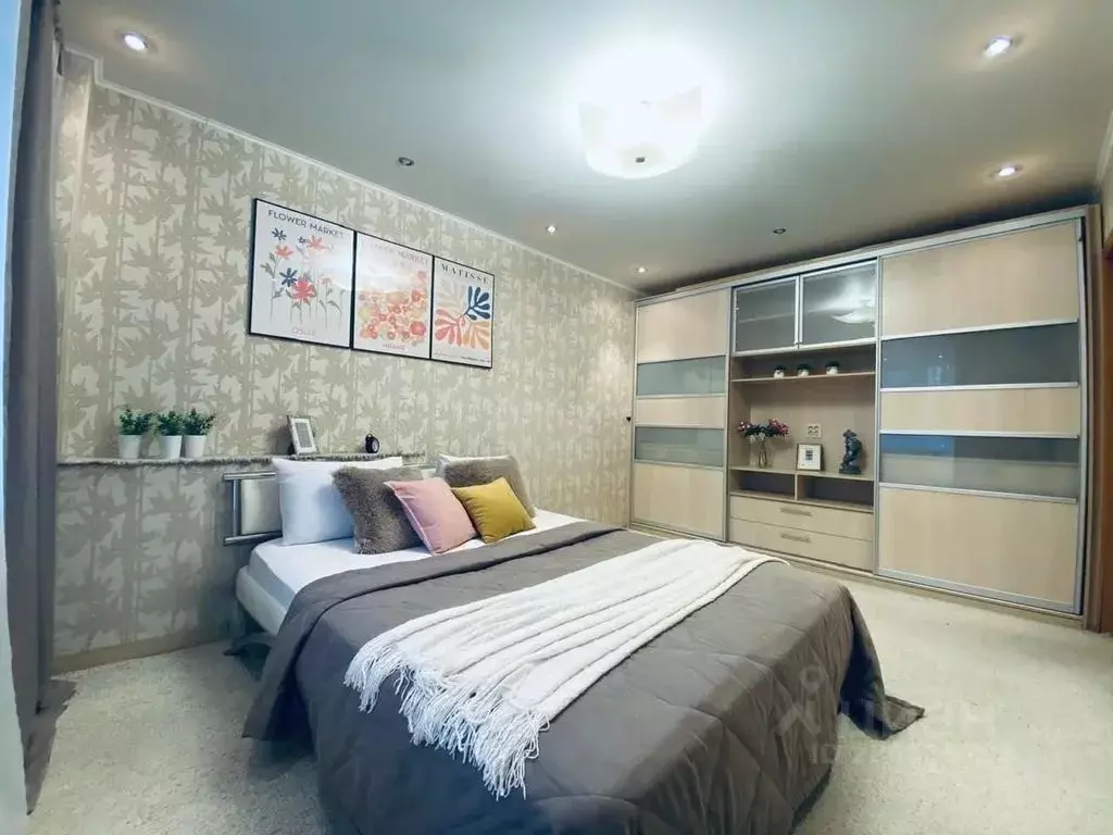 2-к кв. Ямало-Ненецкий АО, Новый Уренгой Юбилейная ул., 3 (58.0 м) - Фото 1