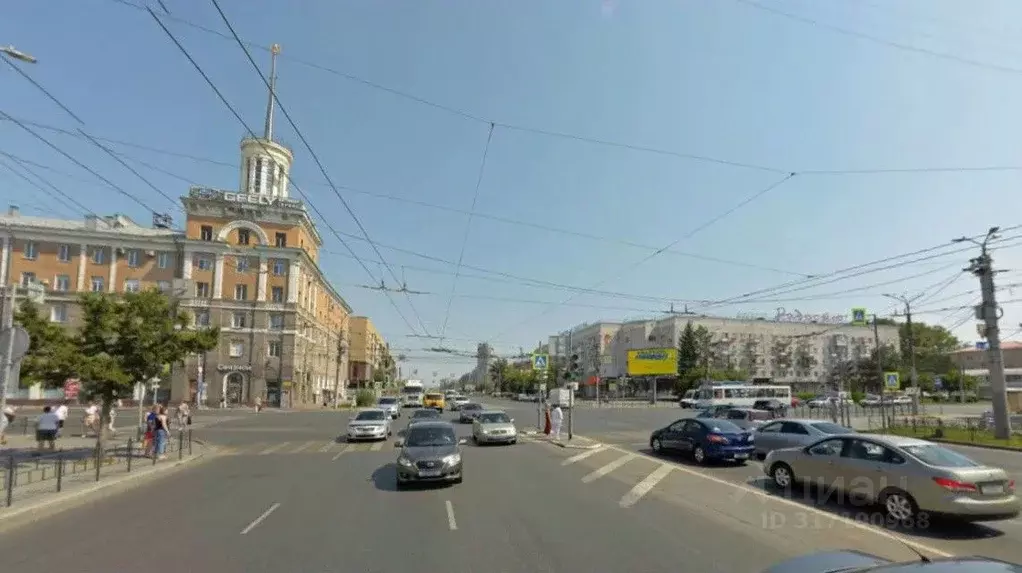 1-к кв. Омская область, Омск просп. Карла Маркса, 31 (31.0 м) - Фото 1