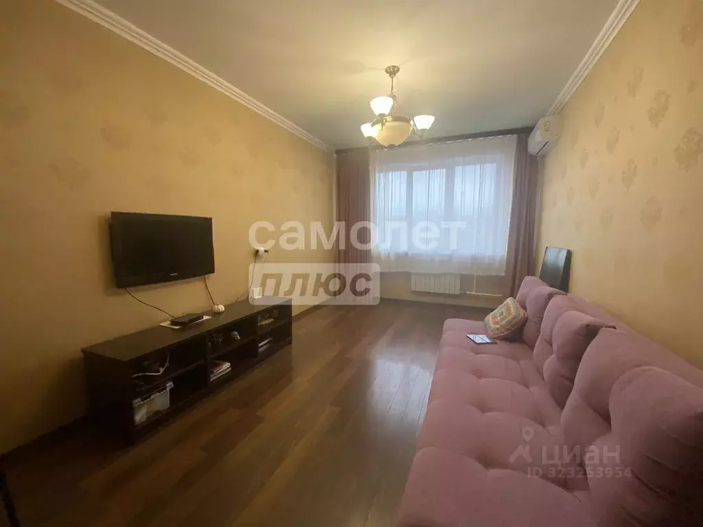 3-к кв. Орловская область, Орел наб. Дубровинского, 96 (66.2 м) - Фото 1