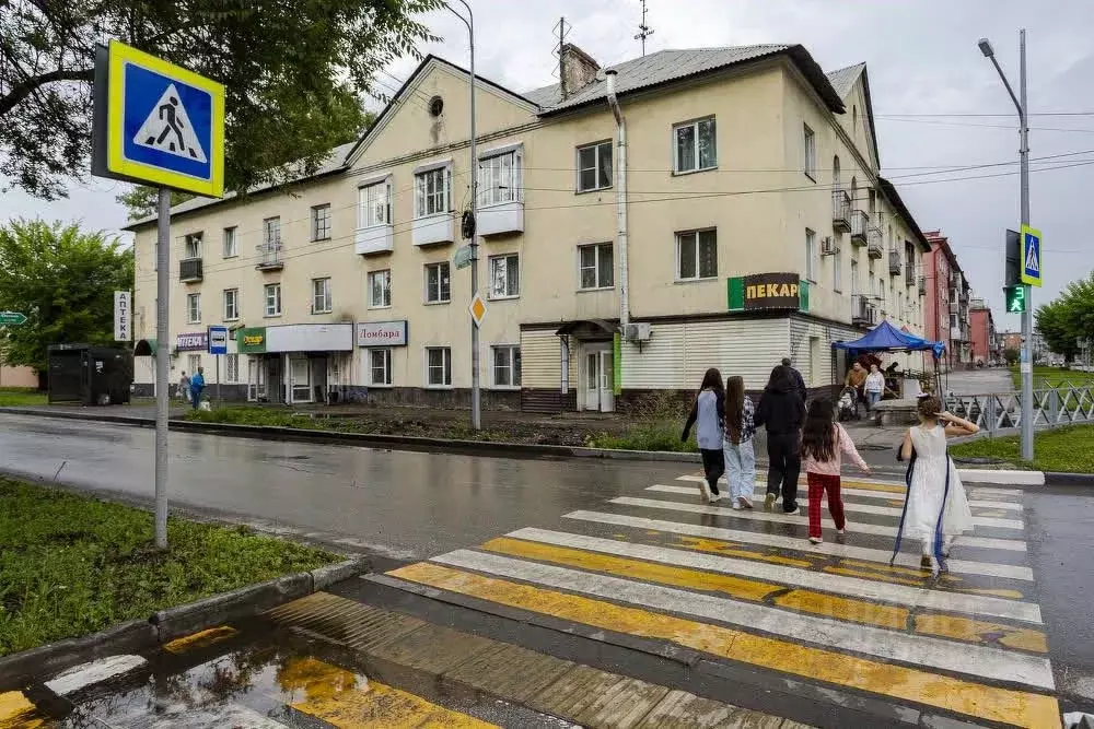 Торговая площадь в Кемеровская область, Новокузнецк Байдаевский мкр, ... - Фото 0