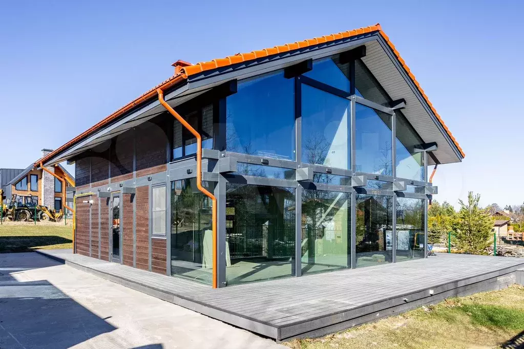 Дом 300,8 м на участке 10 сот. - Фото 1