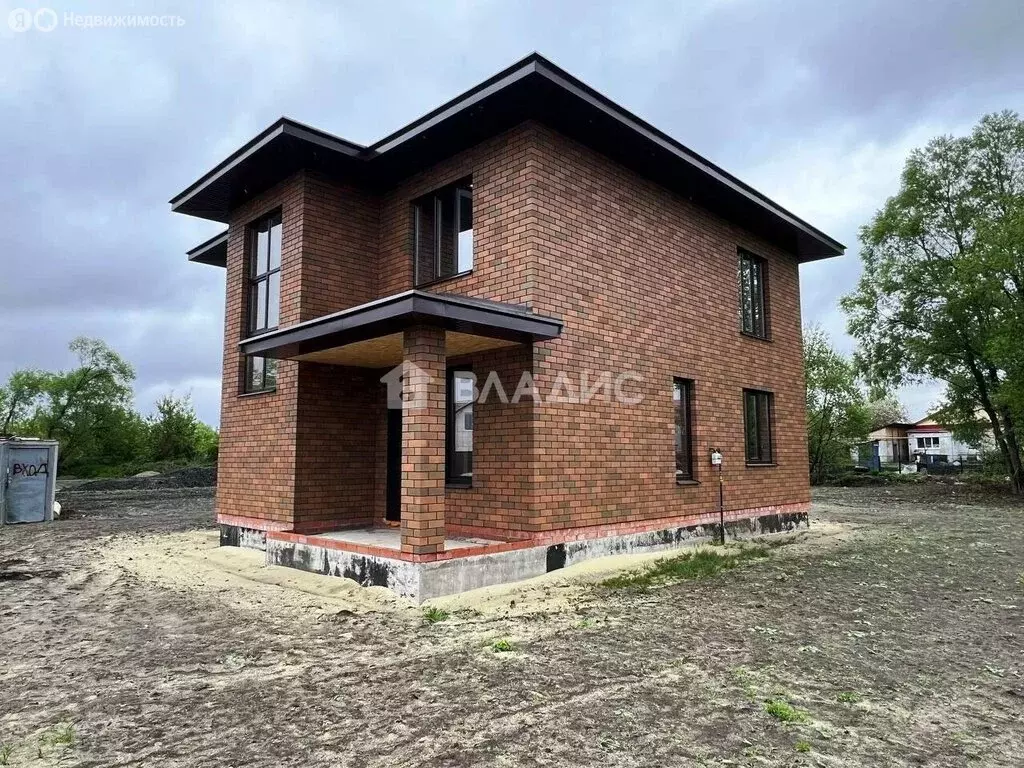 Дом в Засечный сельсовет, село Лебедёвка, Спортивная улица (168 м) - Фото 1