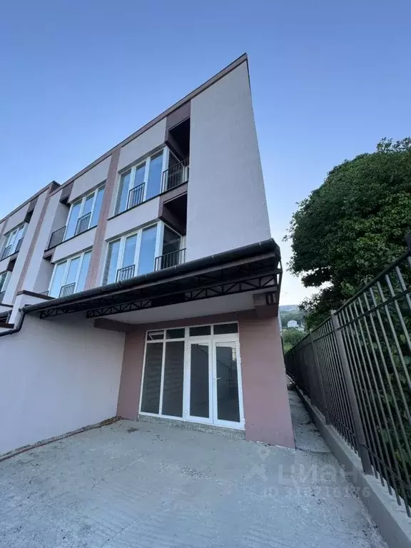 Таунхаус в Крым, Алушта муниципальный округ, с. Кипарисное ул. ... - Фото 0