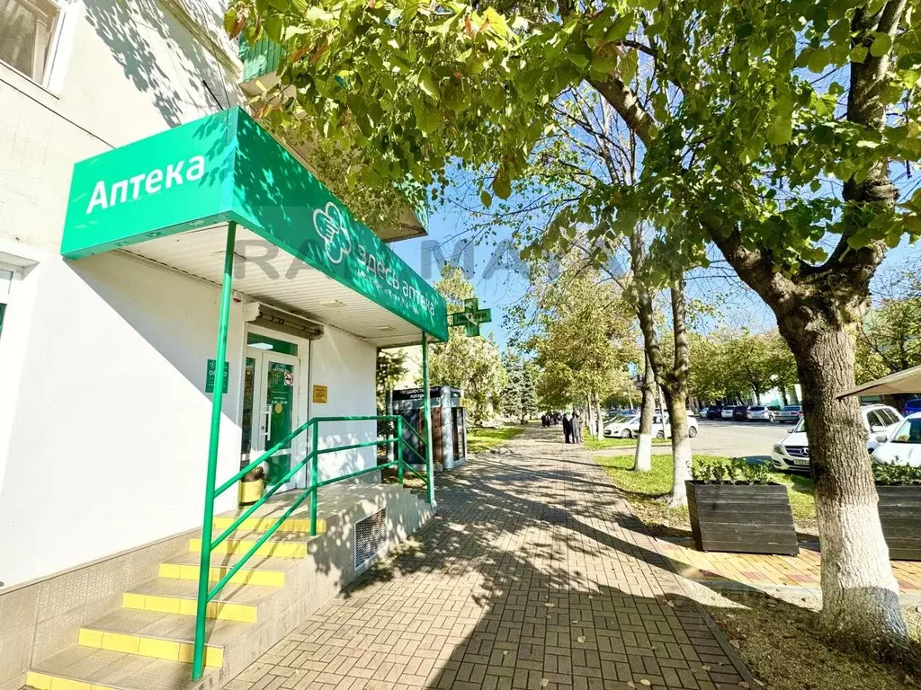 Торговая площадь в Адыгея, Майкоп Краснооктябрьская ул., 41 (55 м) - Фото 1