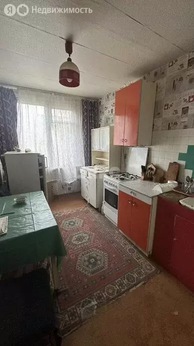 3-комнатная квартира: Симферополь, улица 60 лет Октября, 17 (64 м) - Фото 1