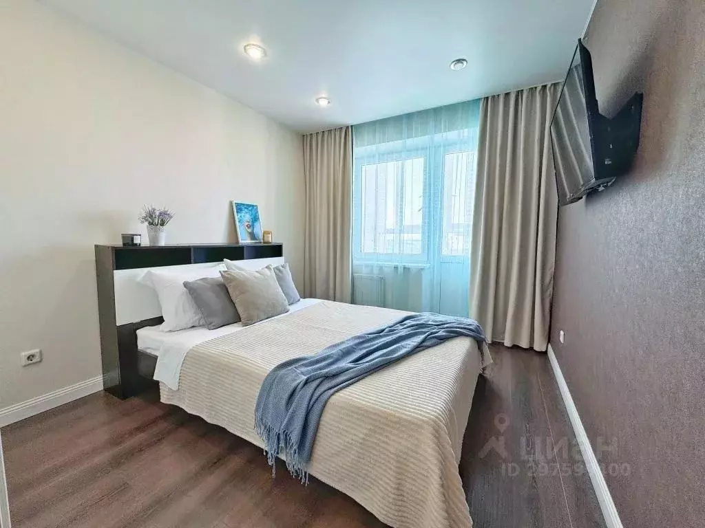 2-к кв. Кировская область, Киров ул. Ленина, 190к5 (46.0 м) - Фото 0