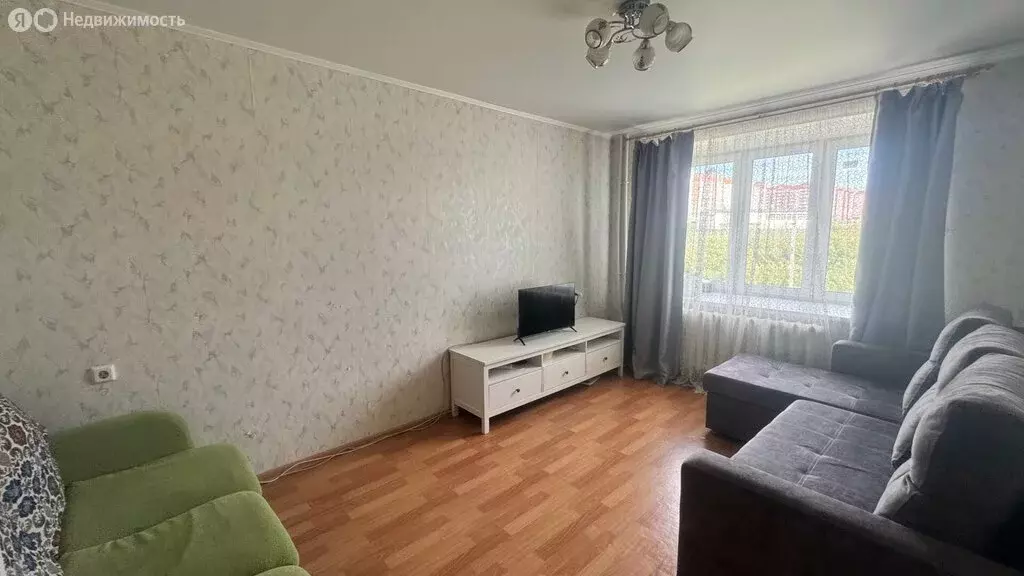 1-комнатная квартира: Октябрьский, микрорайон 32А, 6 (35.4 м) - Фото 1