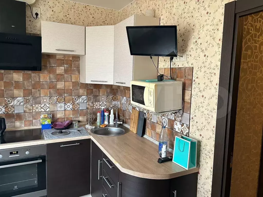 1-к. квартира, 40 м, 11/17 эт. - Фото 0