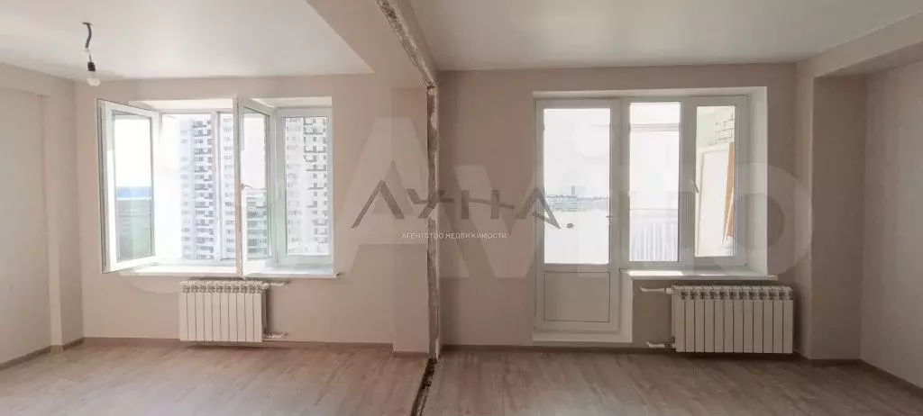 Своб. планировка, 39,4 м, 12/25 эт. - Фото 1