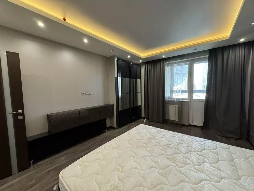 Квартира, 3 комнаты, 101 м - Фото 1