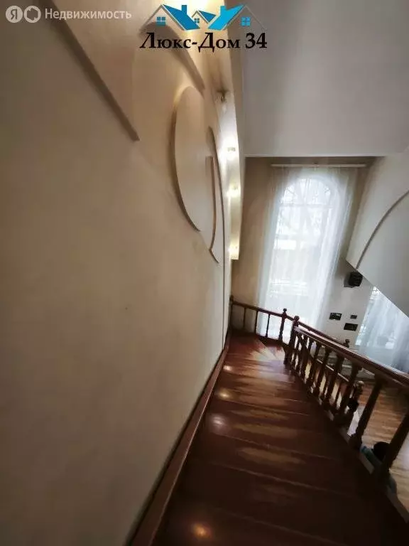 Дом в Волгоград, посёлок Ангарский (258.2 м) - Фото 2