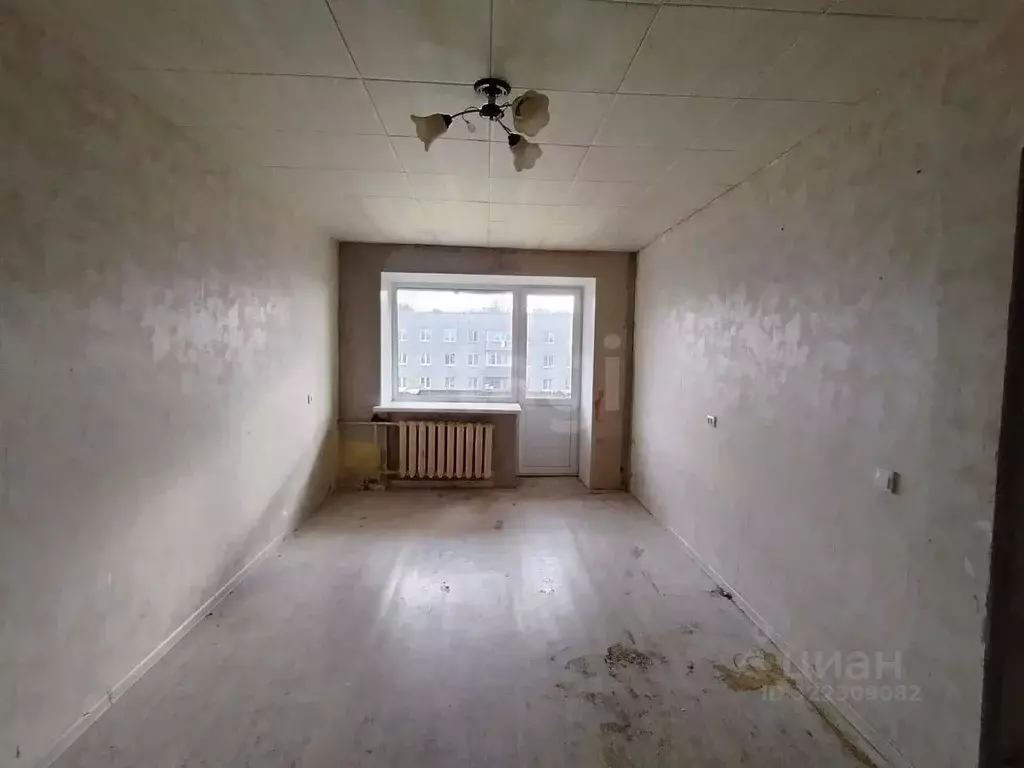 2-к кв. Вологодская область, Череповец ул. Краснодонцев, 17 (41.8 м) - Фото 0