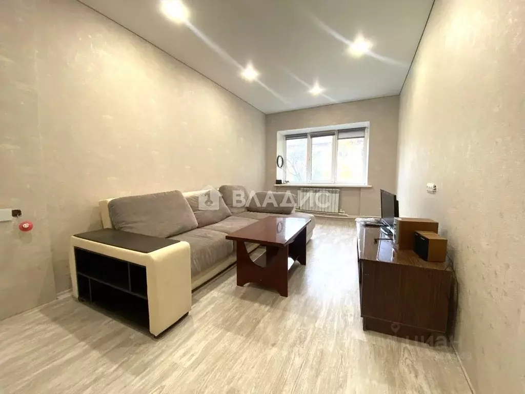 2-к кв. Калужская область, Дзержинский муниципальный округ, Товарково ... - Фото 1