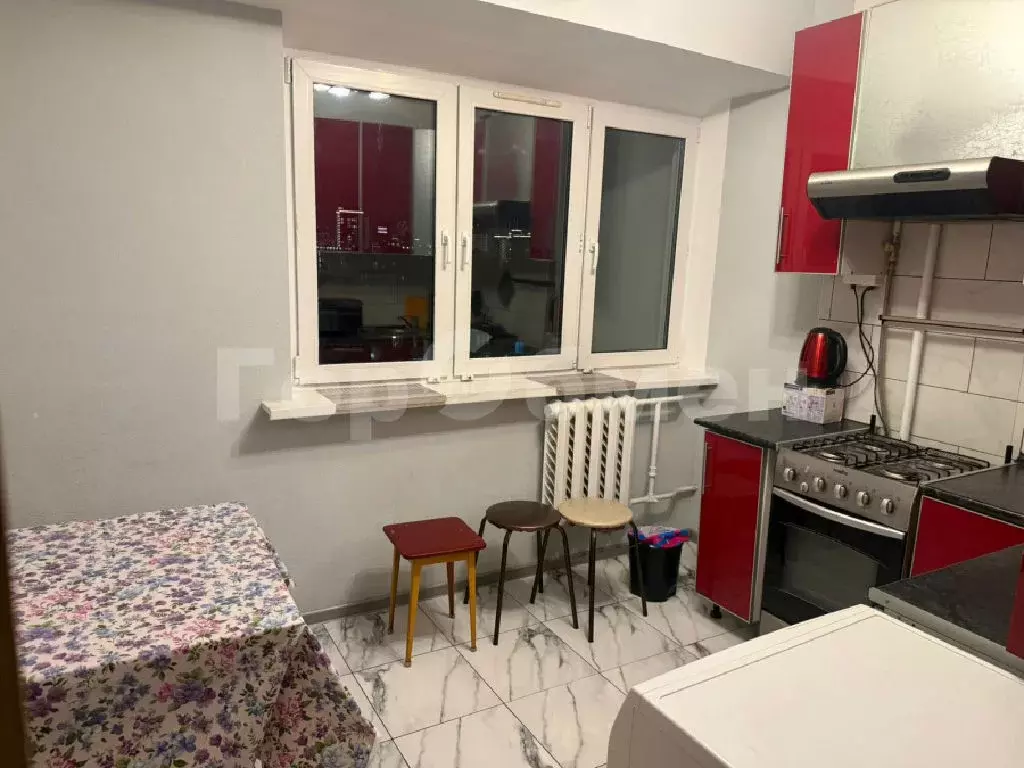 Продается 2-комнатная квартира - Фото 1