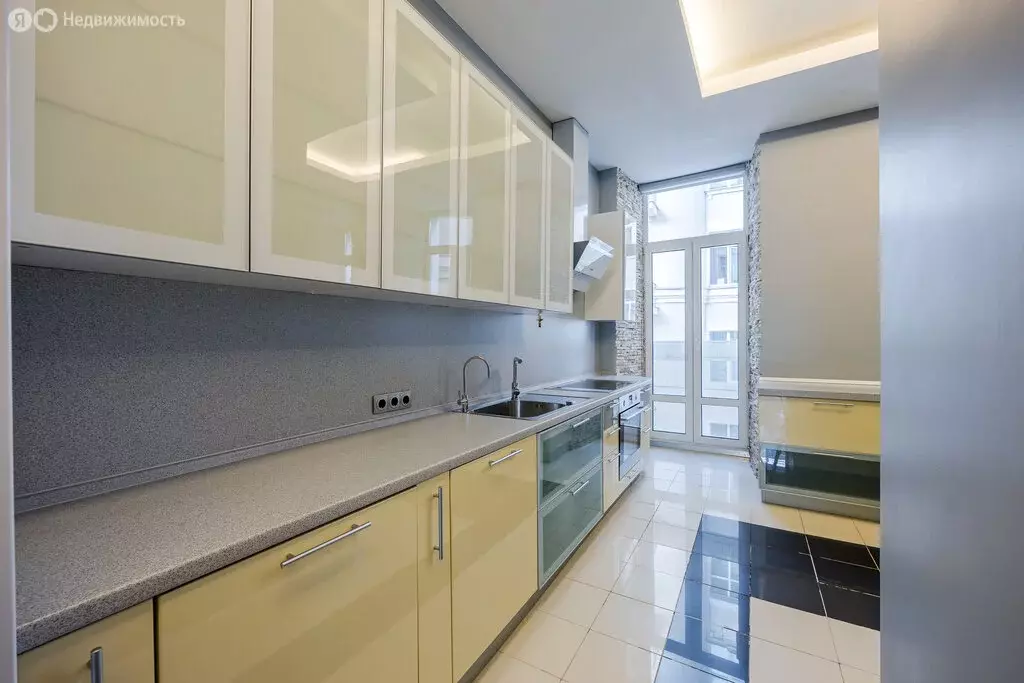 4-комнатная квартира: Москва, Никитский бульвар, 12 (164 м) - Фото 1