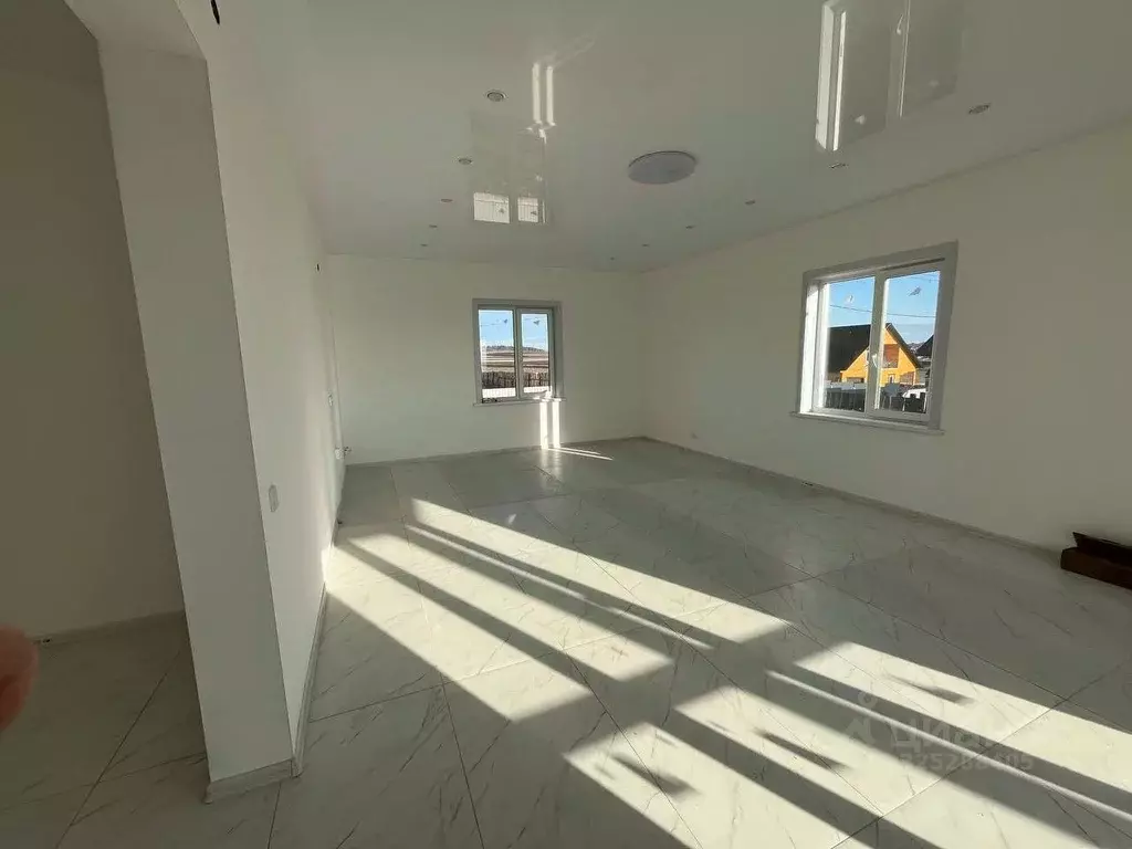 Дом в Иркутская область, Иркутский муниципальный округ, с. Хомутово ... - Фото 2