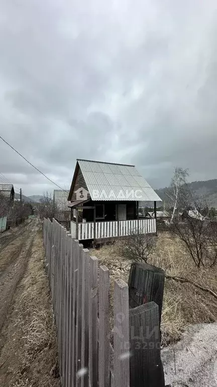 Дом в Бурятия, Прибайкальский район, с. Старое Татаурово  (19 м) - Фото 2