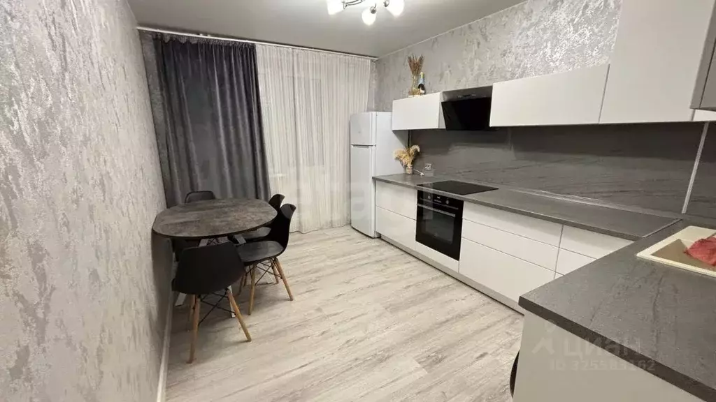 2-к кв. Красноярский край, Красноярск Норильская ул., 3Б (54.0 м) - Фото 1