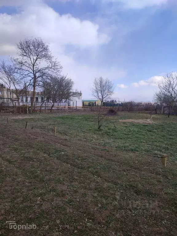 Участок в Крым, Сакский район, с. Ромашкино ул. Виноградная, 30 (7.0 ... - Фото 2