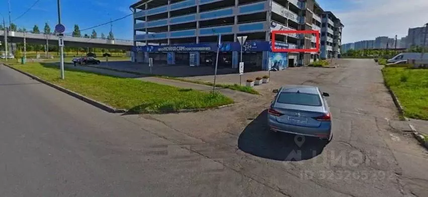 Гараж в Москва ул. Маршала Савицкого, 4 (12 м) - Фото 2