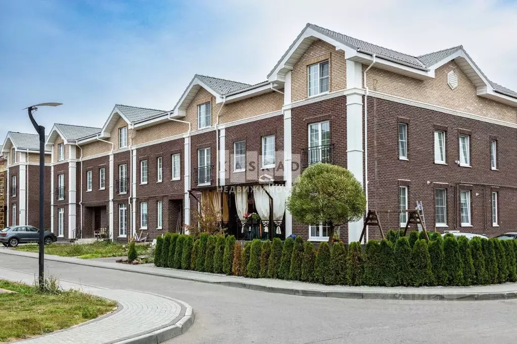 Таунхаус в Московская область, Подольск городской округ, д. Бережки ... - Фото 1