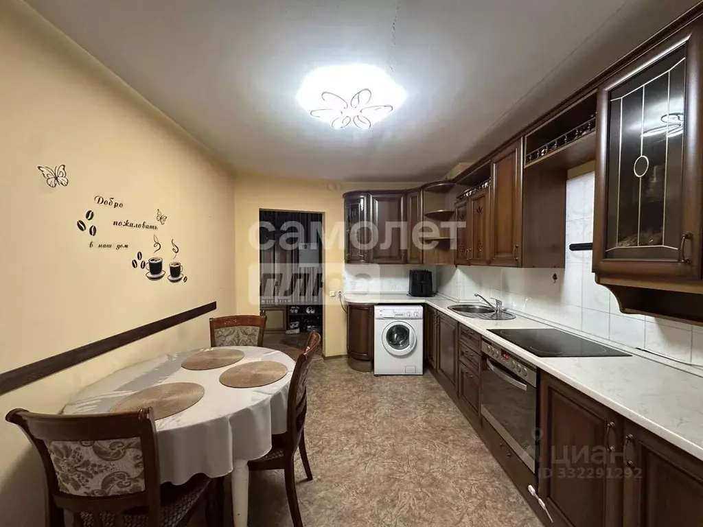 3-к кв. Иркутская область, Иркутск Байкальская ул., 244к1 (72.2 м) - Фото 1