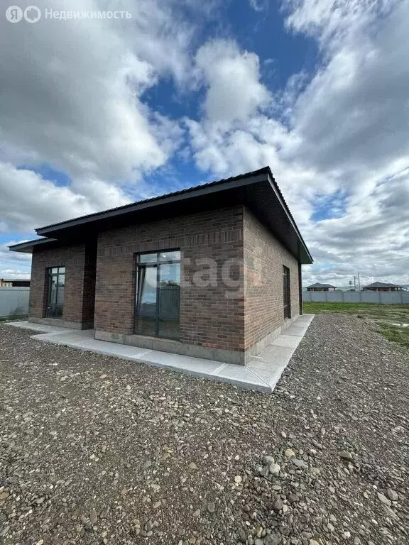 Дом в Усть-Абаканский район, село Калинино (120 м) - Фото 1