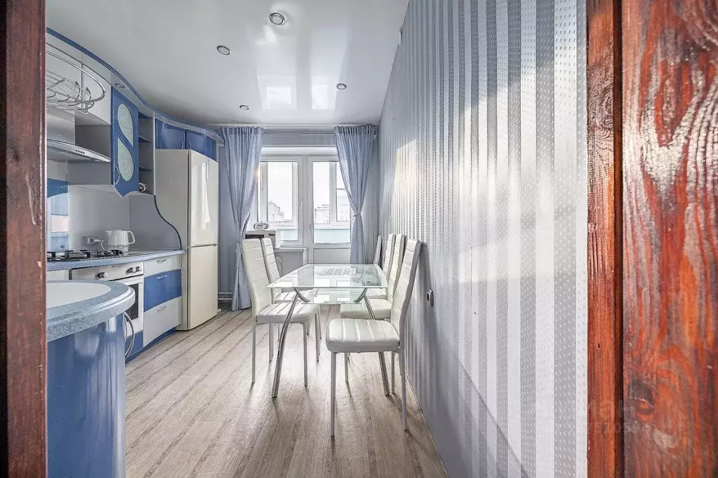 2-к кв. Нижегородская область, Нижний Новгород Деловая ул., 24 (72.0 ... - Фото 1