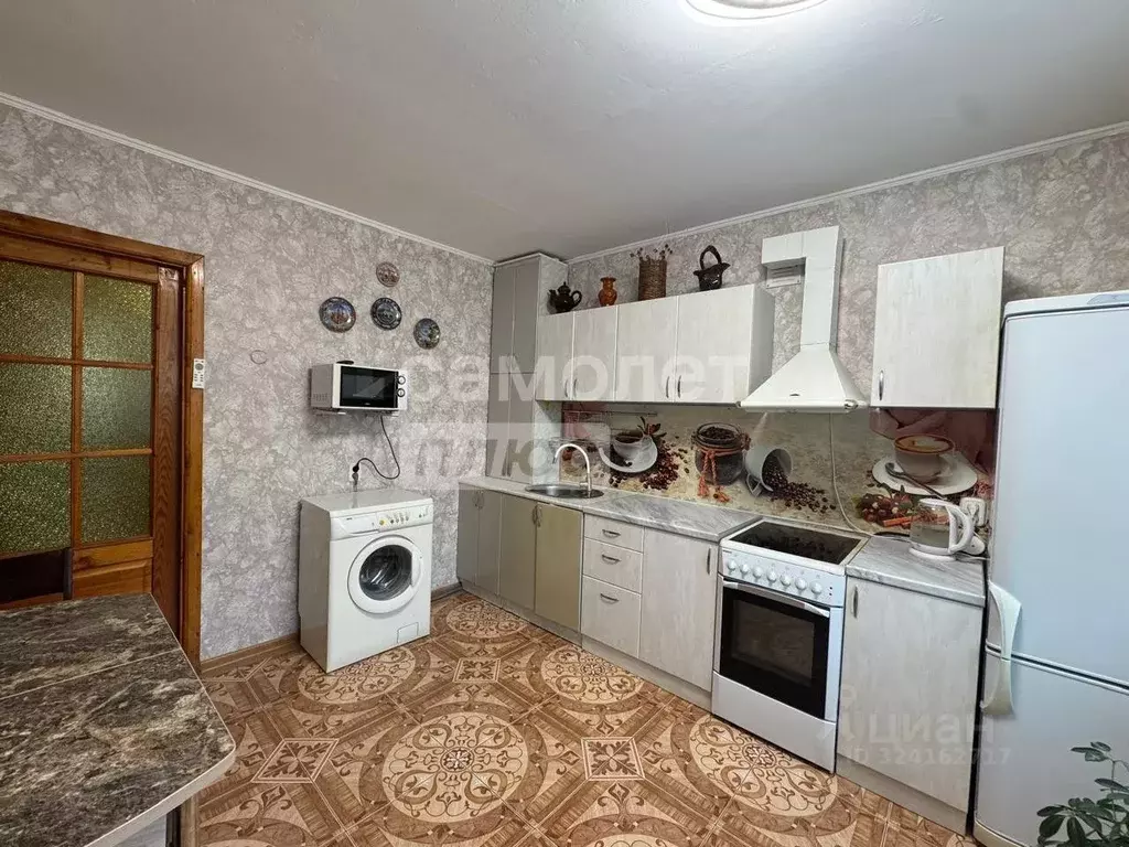 3-к кв. Алтайский край, Бийск Приречная ул., 9 (69.5 м) - Фото 2