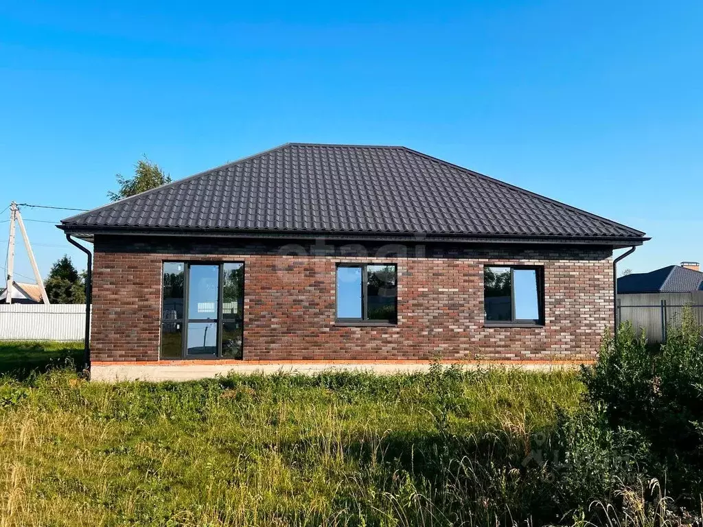 Дом в Мордовия, Лямбирский район, Берсеневское с/пос, Альтерра кп  ... - Фото 1