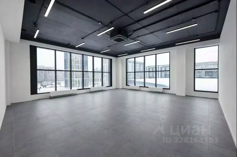 Помещение свободного назначения в Алтайский край, Барнаул тракт ... - Фото 1