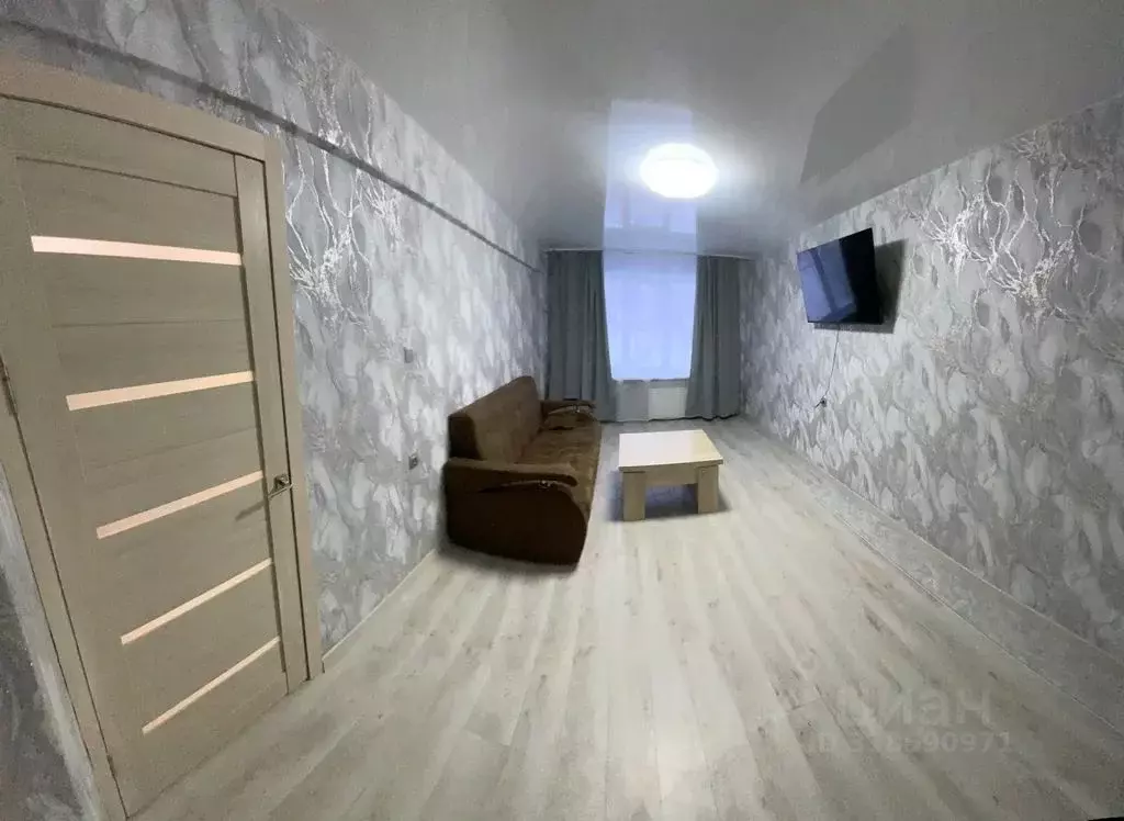 2-к кв. Карелия, Петрозаводск ул. Парфенова, 3 (43.0 м) - Фото 0
