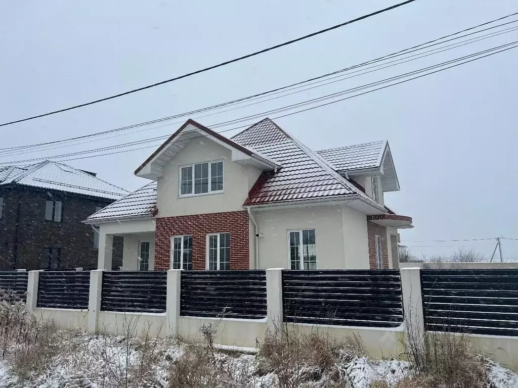 Дом в Калининградская область, Гурьевский муниципальный округ, пос. ... - Фото 1