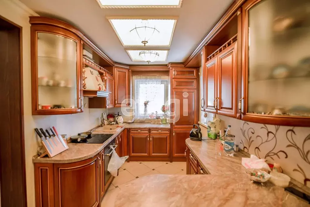 Дом в Сахалинская область, Южно-Сахалинск Южно-Сахалинская ул., 102 ... - Фото 2