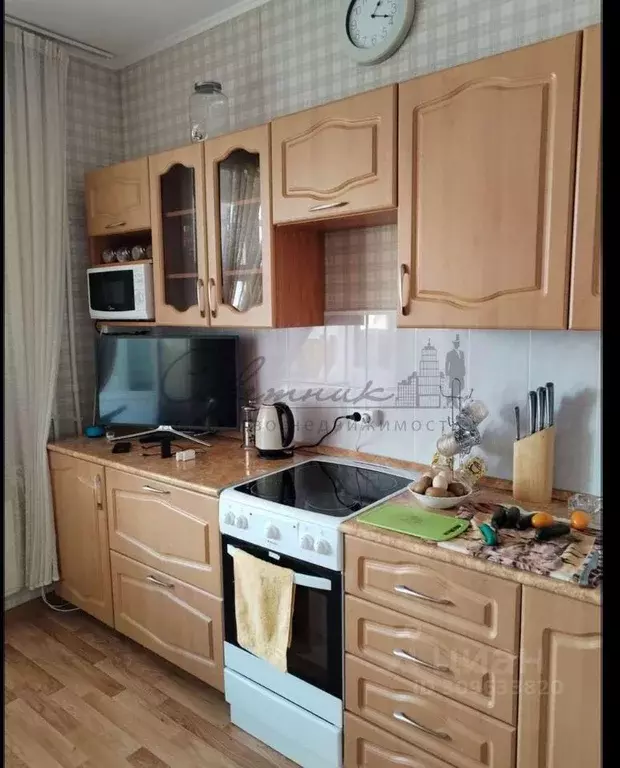 2-к кв. Белгородская область, Старый Оскол Дубрава мкр, 1 кв-л,  (64.0 ... - Фото 0