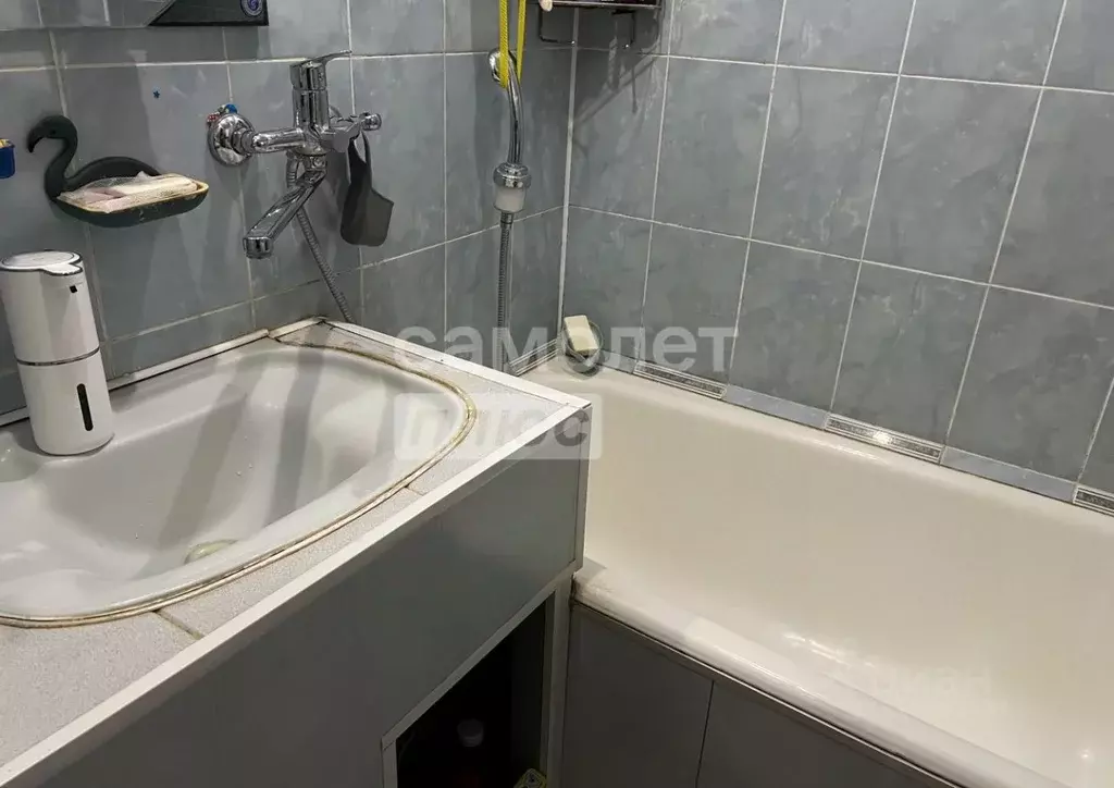 3-к кв. Тульская область, Тула Пролетарская ул., 26 (66.5 м) - Фото 2