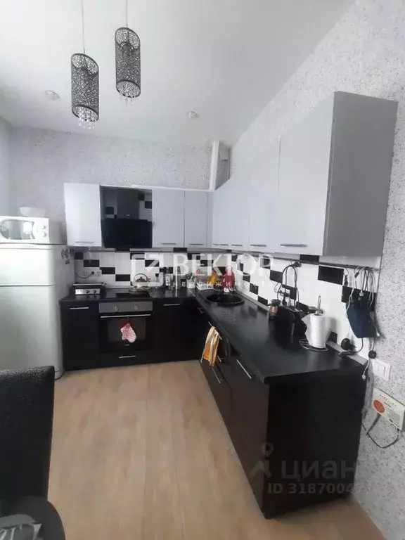 2-к кв. Костромская область, Кострома проезд Мантуровский, 33 (46.0 м) - Фото 0