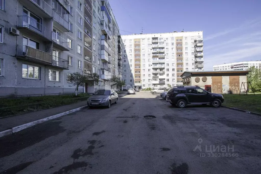3-к кв. Кемеровская область, Новокузнецк Новобайдаевский мкр, ул. ... - Фото 1