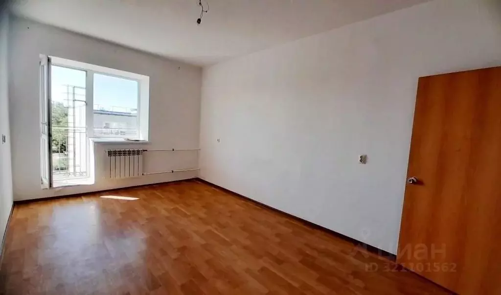 3-к кв. Волгоградская область, Средняя Ахтуба рп, 1-й мкр 52 (52.4 м) - Фото 0