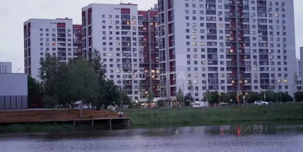 1-к кв. Тюменская область, Тюмень ул. Газовиков, 61 (38.8 м) - Фото 1