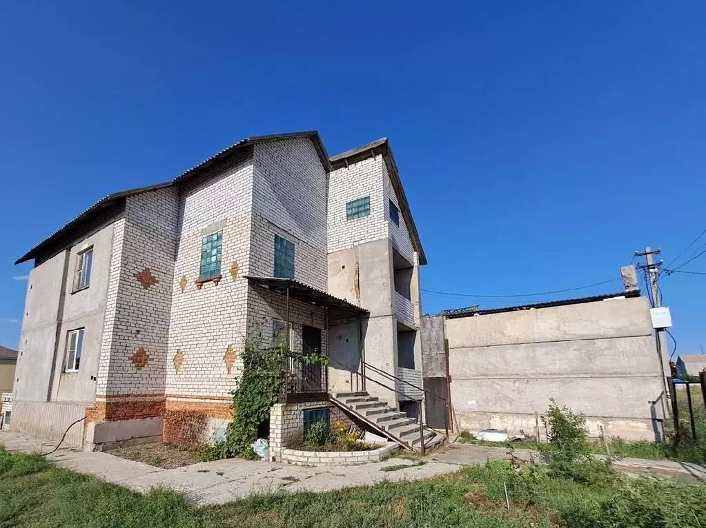 Дом в Волгоградская область, Волгоград Двинская ул. (235 м) - Фото 1
