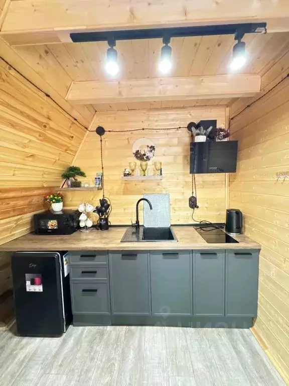 Дом в Карачаево-Черкесия, Зеленчукский район, с. Архыз  (50 м) - Фото 2